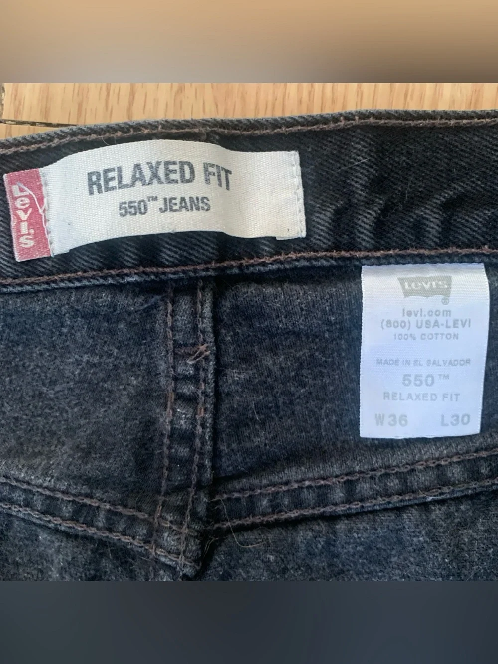 VTG Levi’s 550 Relaxed Fit 100% Cotton Black Row Hem Y2K 90s 36x30 Hipster